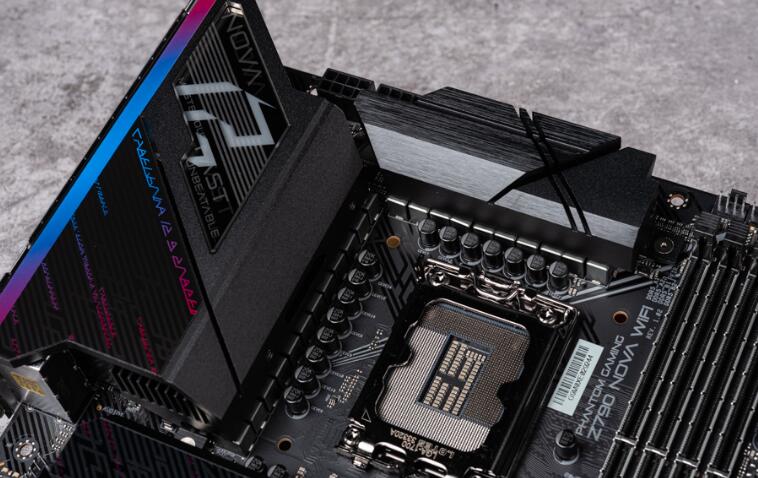 ASRock Phantom Gaming Z790 Nova WiFi开箱评测（z97n-wifi）-第5张图片-装机笔记