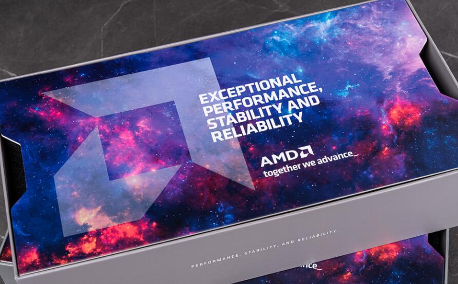 AMD Radeon Pro W7900与W7800工作站绘图显卡开箱评测（radeon hd7800）-第4张图片-装机笔记