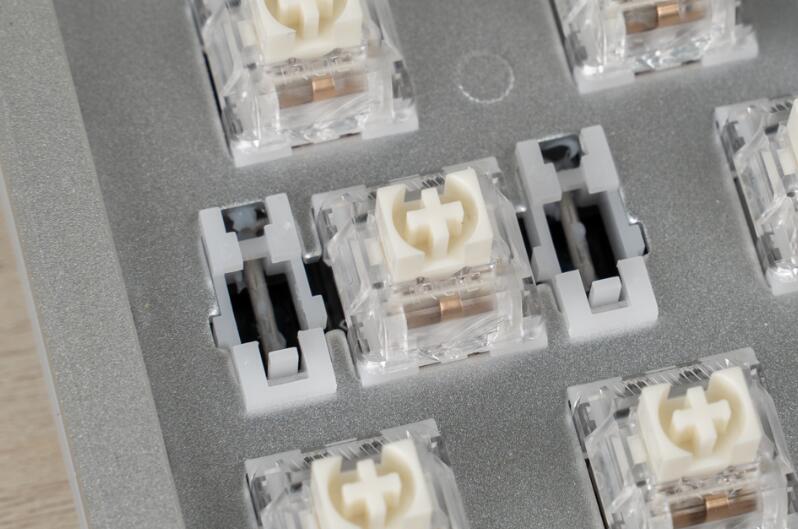 ROG Azoth三模客制化电竞键盘开箱（rk三模键盘）-第8张图片-装机笔记