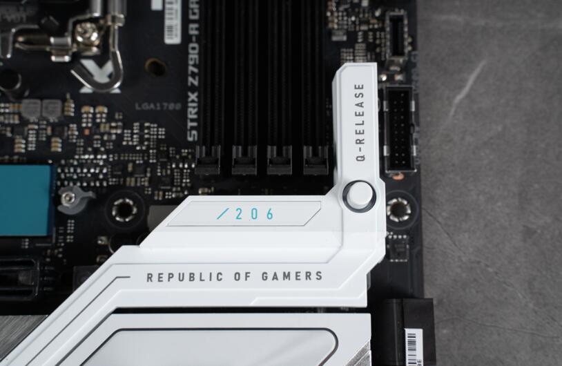 ASUS ROG STRIX Z790-A GAMING WIFI II主板开箱评测（华硕z79主板）-第8张图片-装机笔记