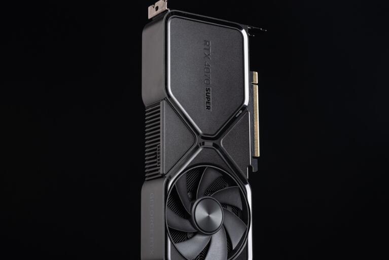NVIDIA GeForce RTX4070Super开箱评测（RTX4070、RTX4070Ti、RTX4070Super、RX 7800XT对比测试）-第2张图片-装机笔记